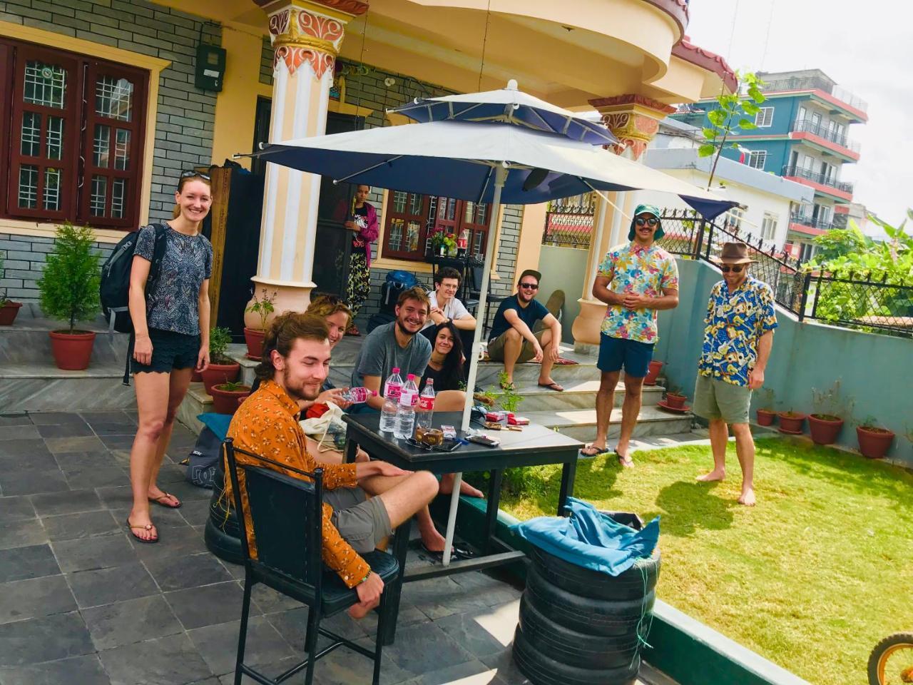 Aroma Tourist Hostel Pokhara Bagian luar foto