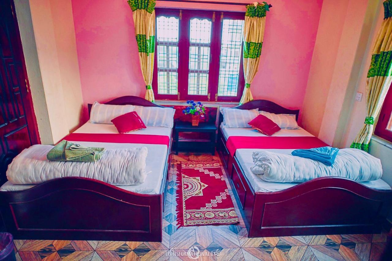 Aroma Tourist Hostel Pokhara Bagian luar foto